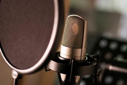 How To Make Money As A Voiceover Actor and Work Anywhere In The World -  Arts and Budgets