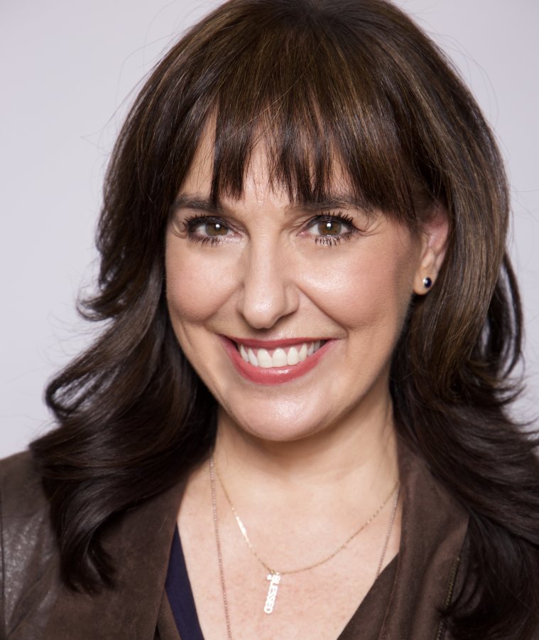 Amanda, voice actor