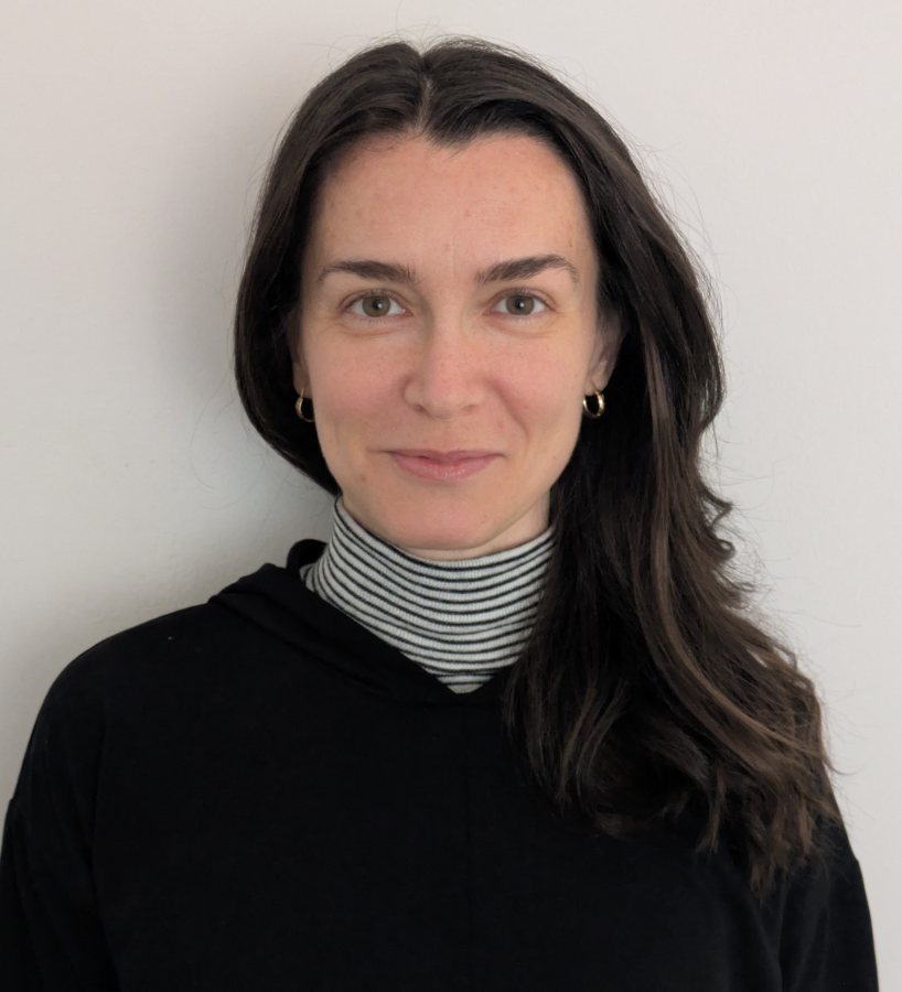 Cristina, voice actor