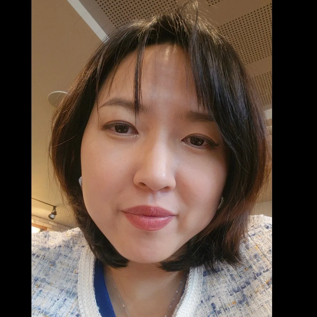 Claire, voice actor