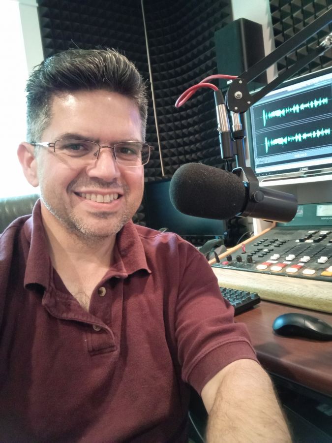 Eddie, male voice actor