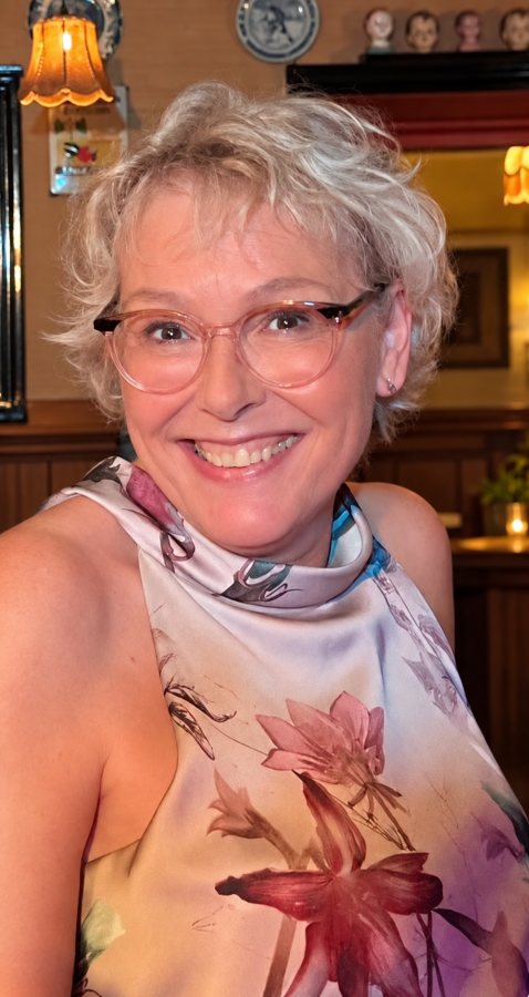 Jolanda, voice actor
