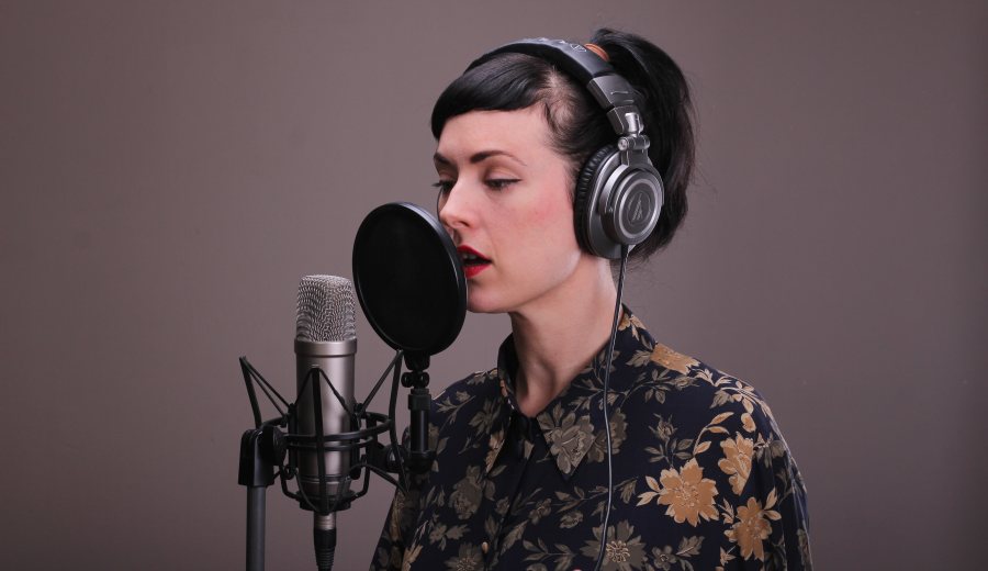 Larissa, female voice over artist