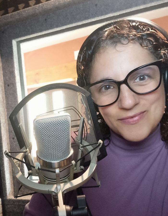 Aurora, voice actor