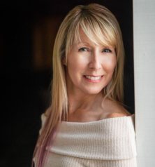 Vicki, voice actor