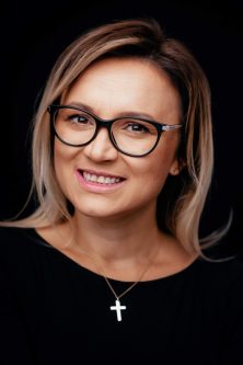 Valentina, voice actor