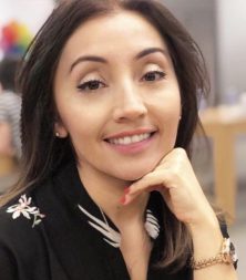 Adriana, voice actor