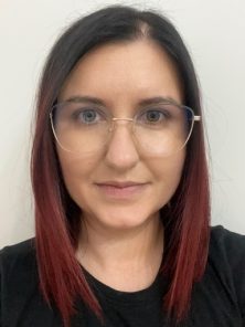 Marta, voice actor