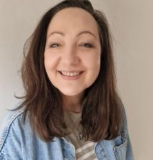 Vivienne, voice actor