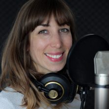 Marie-Eve, voice actor