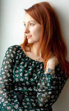 Polina, voice actor