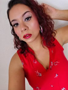 Adriana, voice actor
