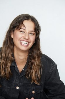 Anna, voice actor