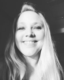 Vivien, voice actor