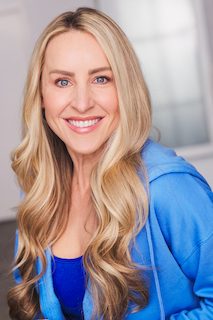Alicia, voice actor